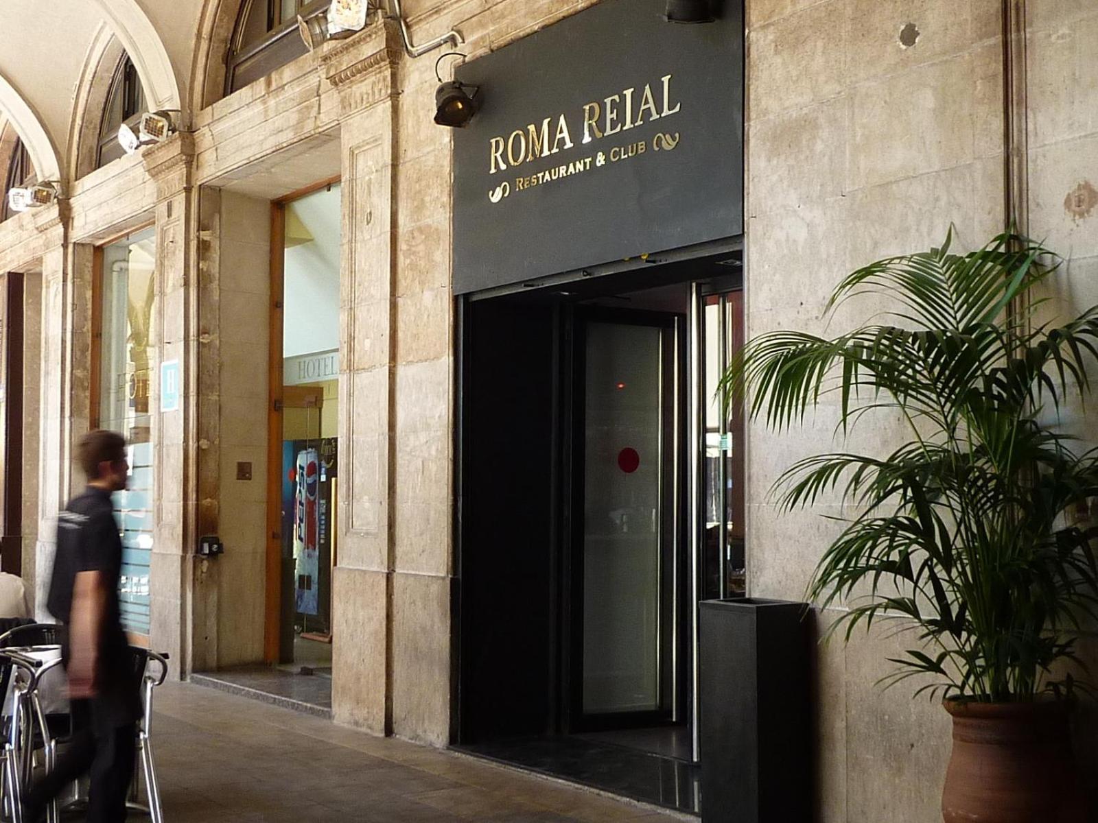 Roma Reial, Barcelona